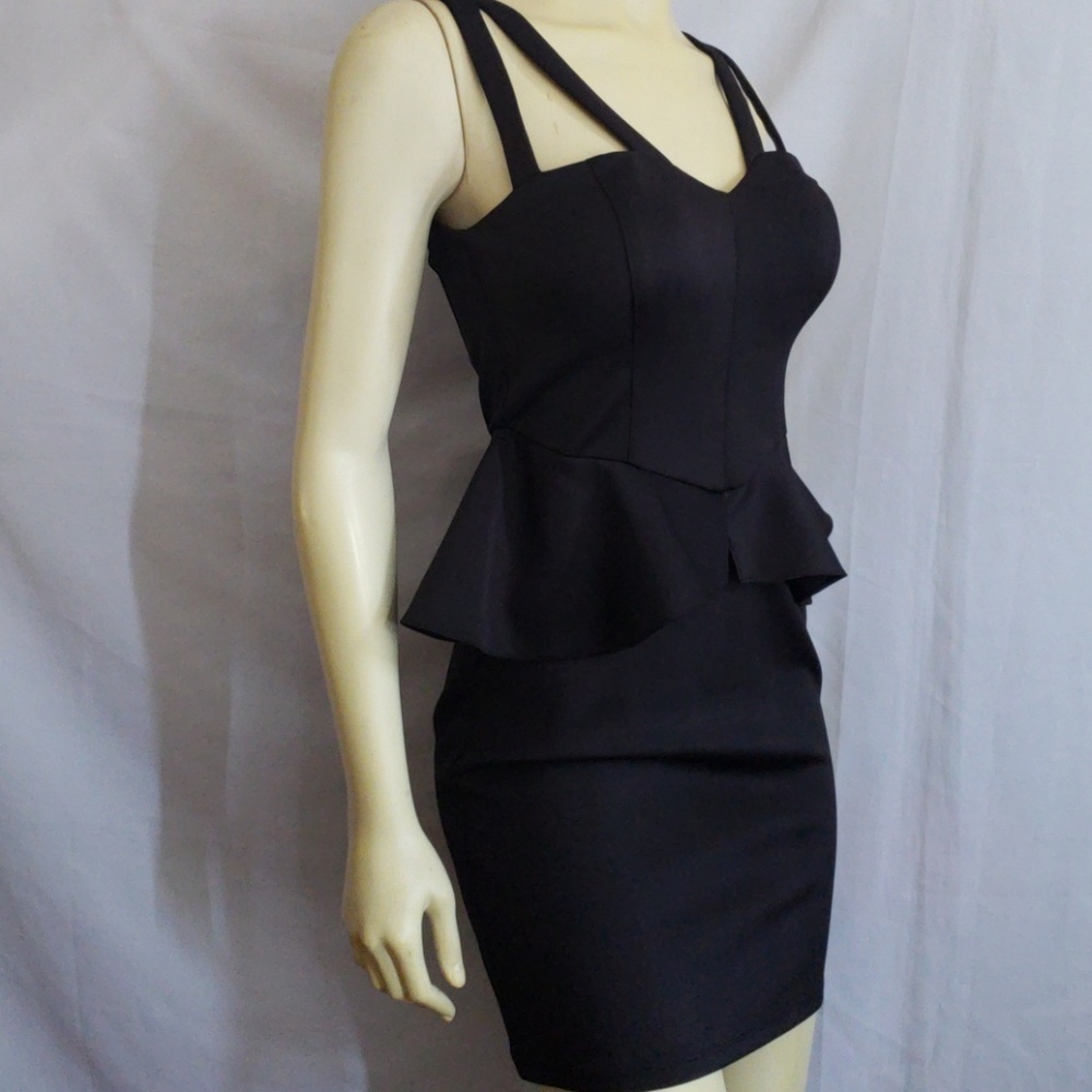 NEW Guess Black Mini Dress SZ 4 - Picture 3 of 7